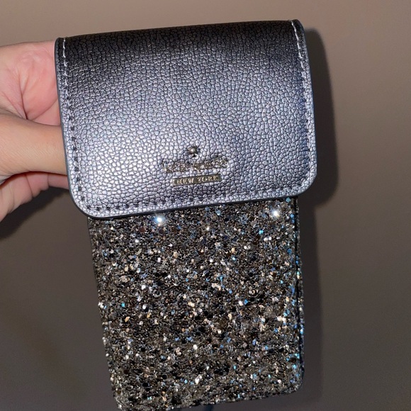 kate spade Handbags - Kate Spade Phone Crossbody